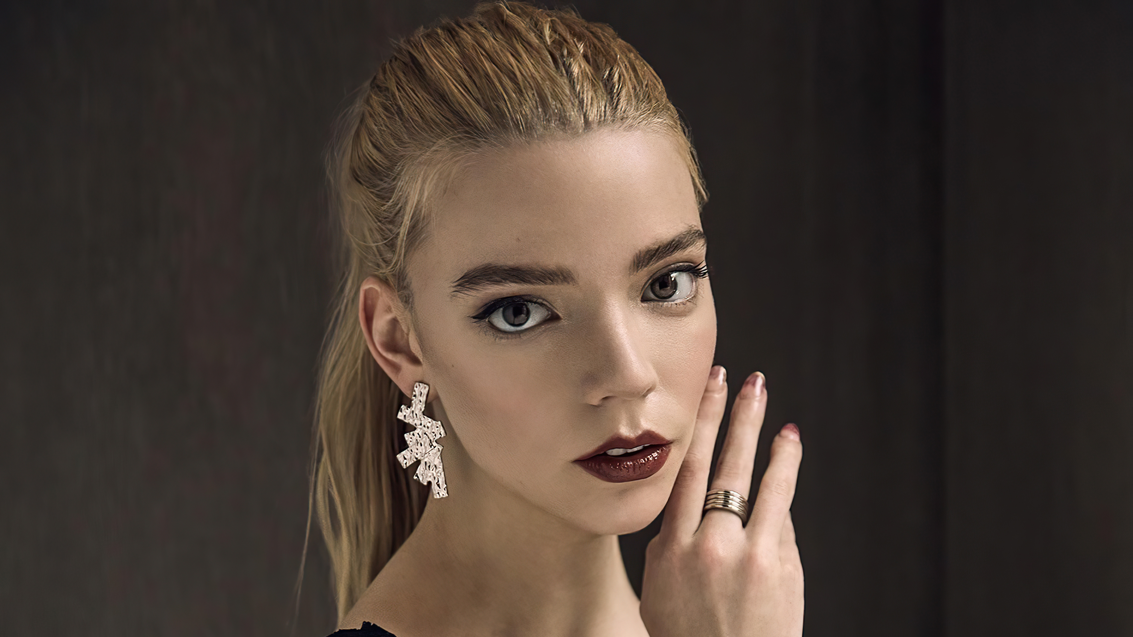 کانال طرفداران anya taylor joy